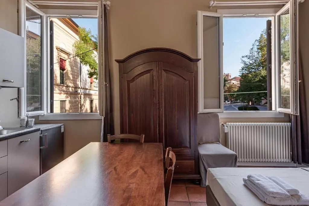 Piazza Maggiore Rooms And Suites -Bedinbolognacentro Luxuryh 0*, Bologna Italy